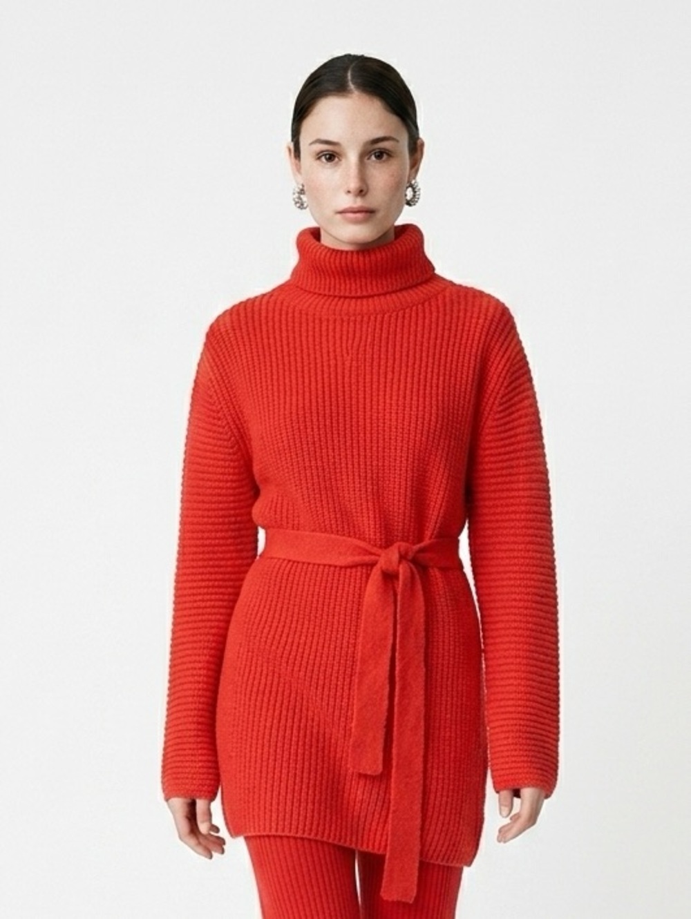 ✌️4/$20✌️ Asymetrical belted sweater